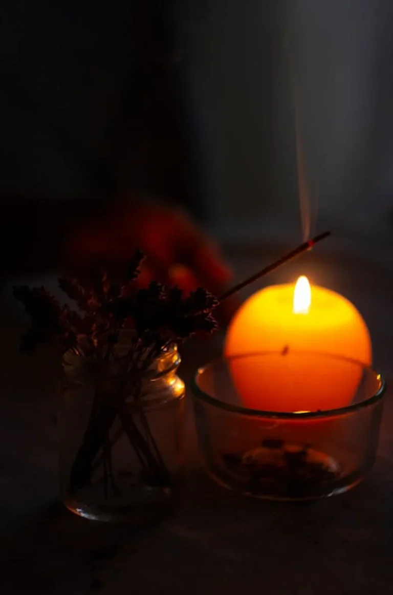 incienso y vela